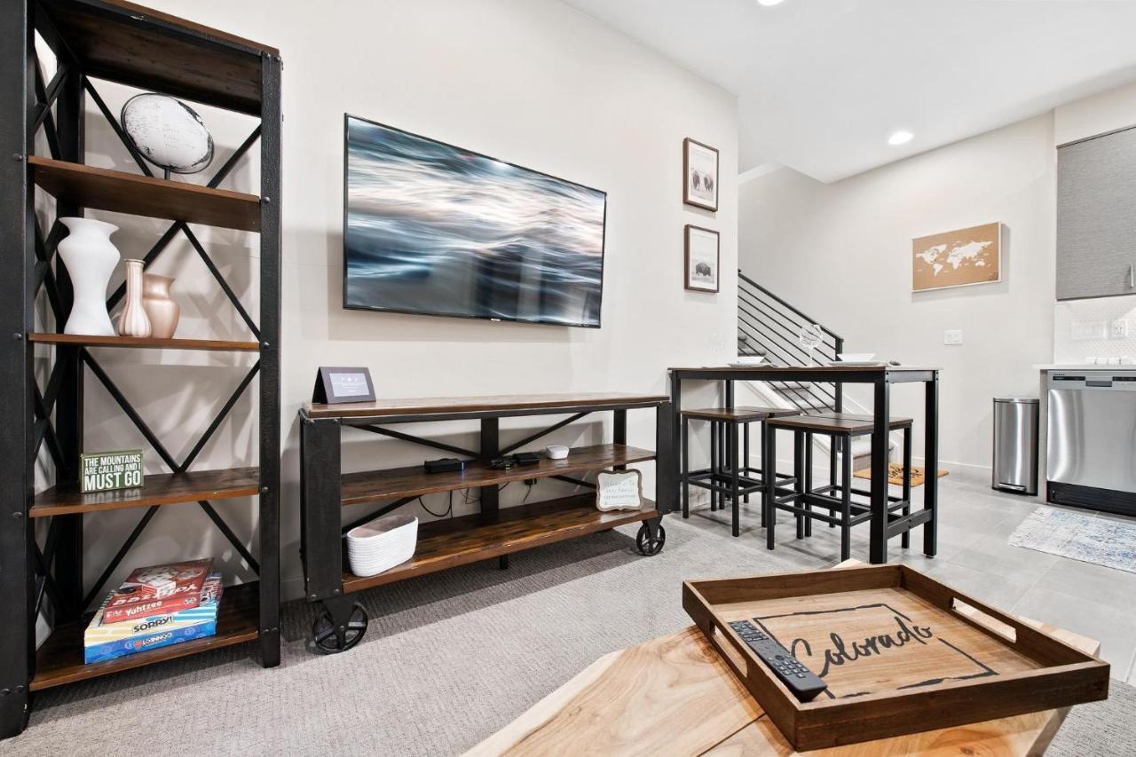 Apartment Fresh Decor - 2br Getaway - Walk To Sloan's